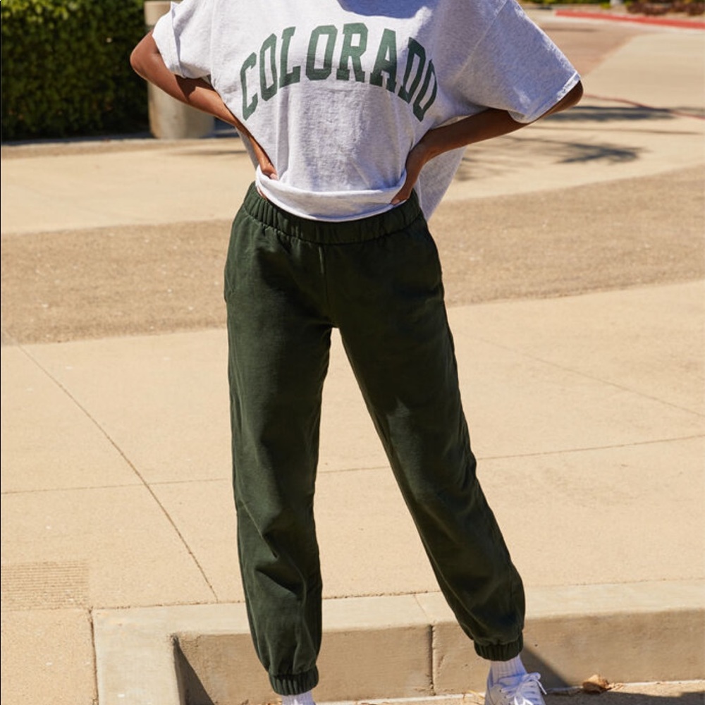 Brandy Melville green sweatpants